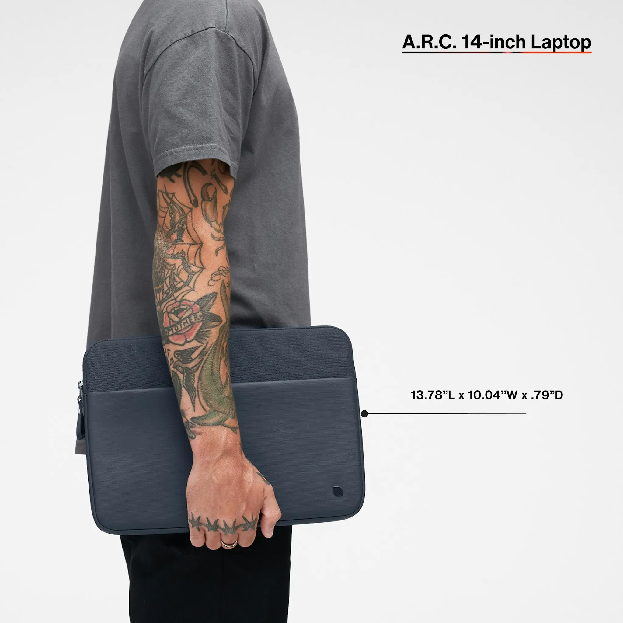 Incase A.R.C. Sleeve for 14-inch Laptop - Image 19