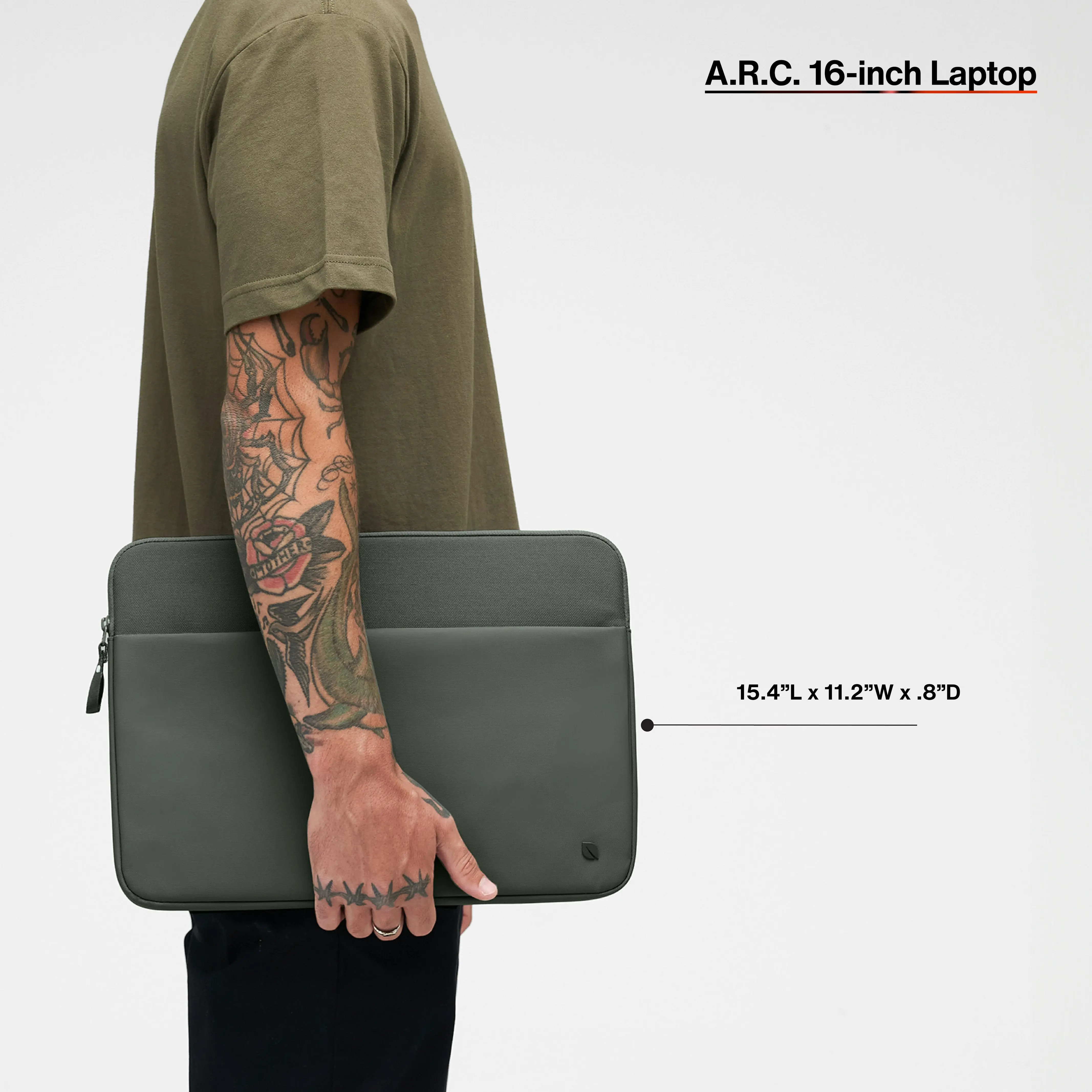 Incase A.R.C. Sleeve for 16-inch Laptop - Image 5