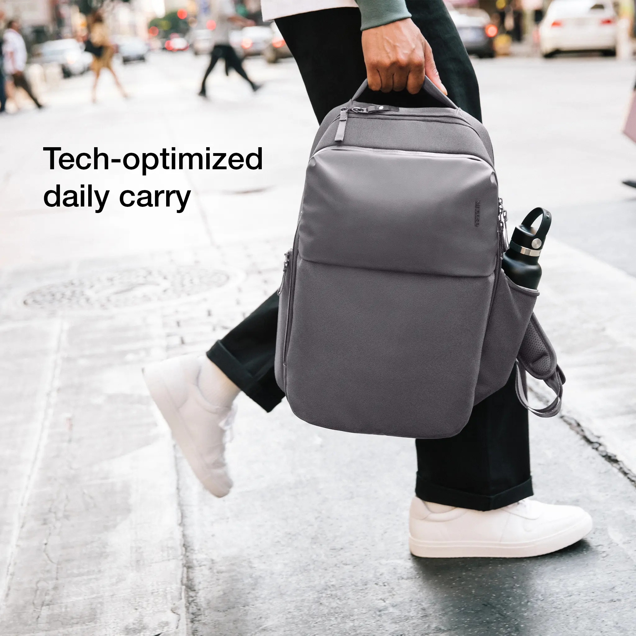 Incase A.R.C. Daypack - 24L - Image 20