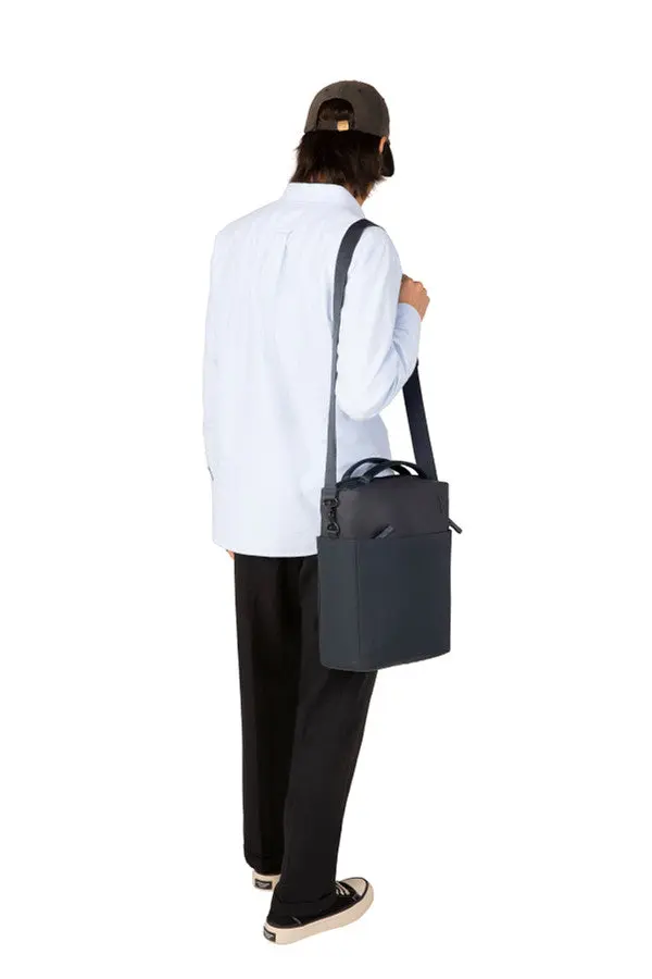 A.R.C. Tech Tote With ReSpun 100% Recycled Polyester 14L - Image 28