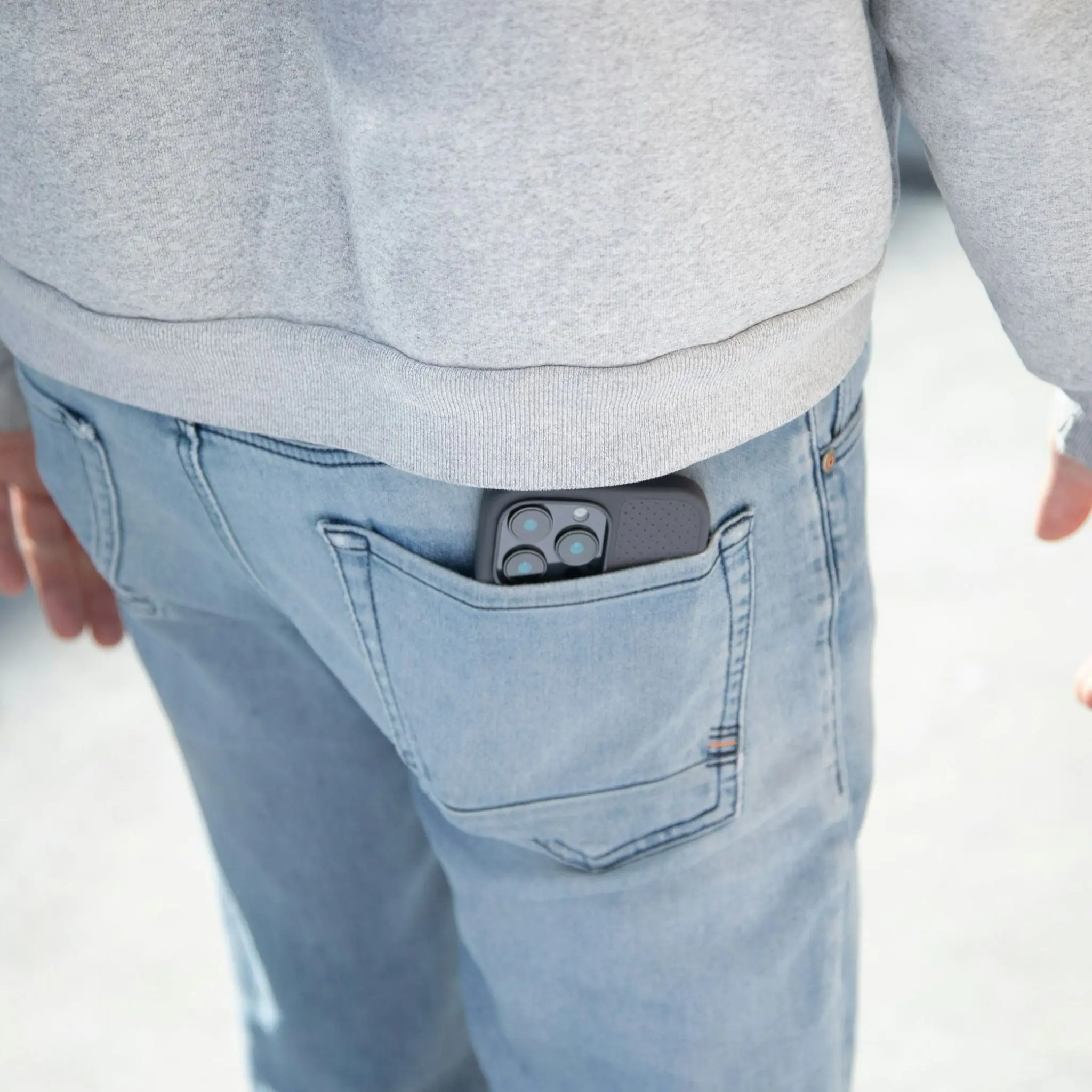 City Case with MagSafe for iPhone 16 Pro Max - Image 10