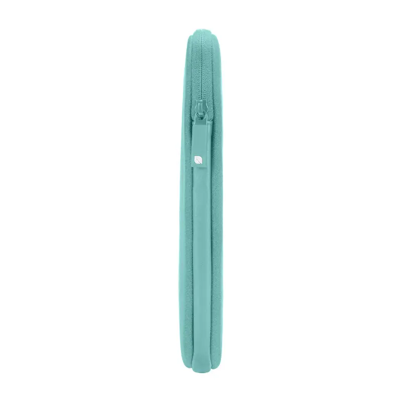 Incase Classic Universal Sleeve for 13-inch Laptop - Image 30