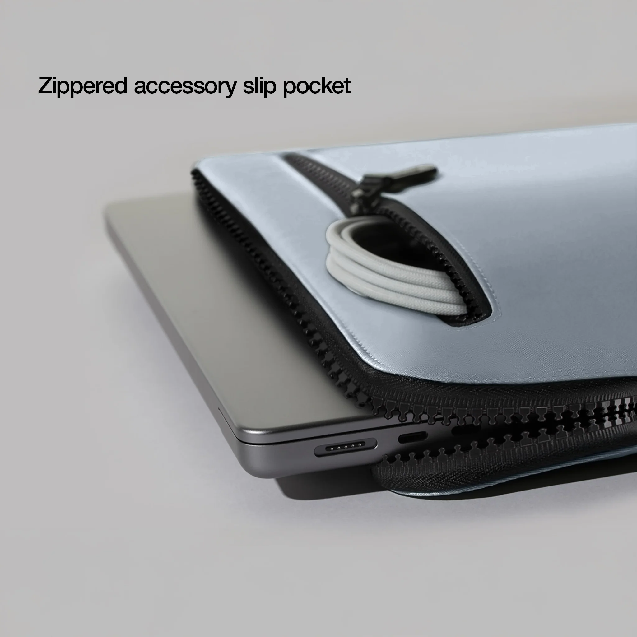 Incase Compact Sleeve for 13-inch Laptop - Image 55