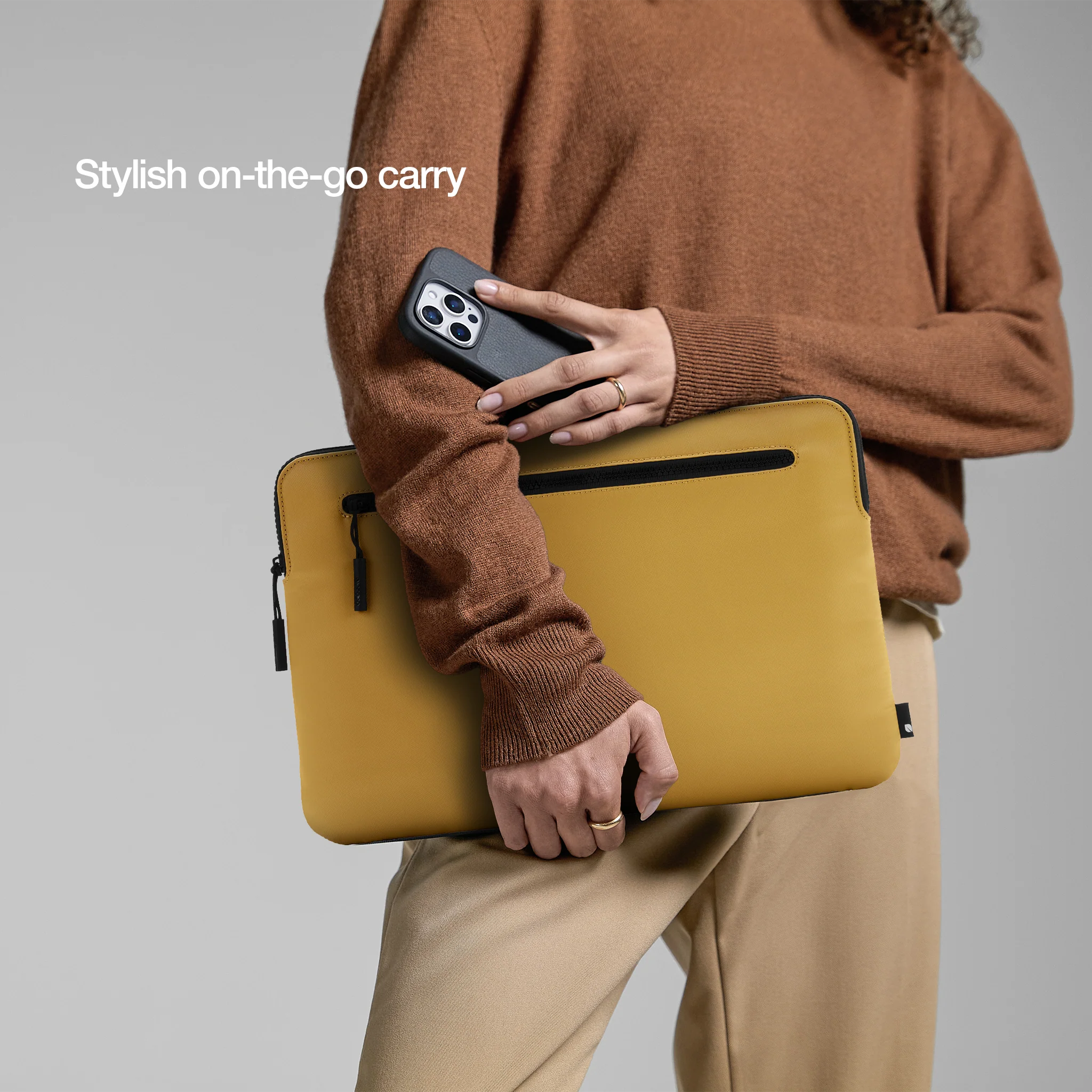 Incase Compact Sleeve for 13-inch Laptop - Image 69