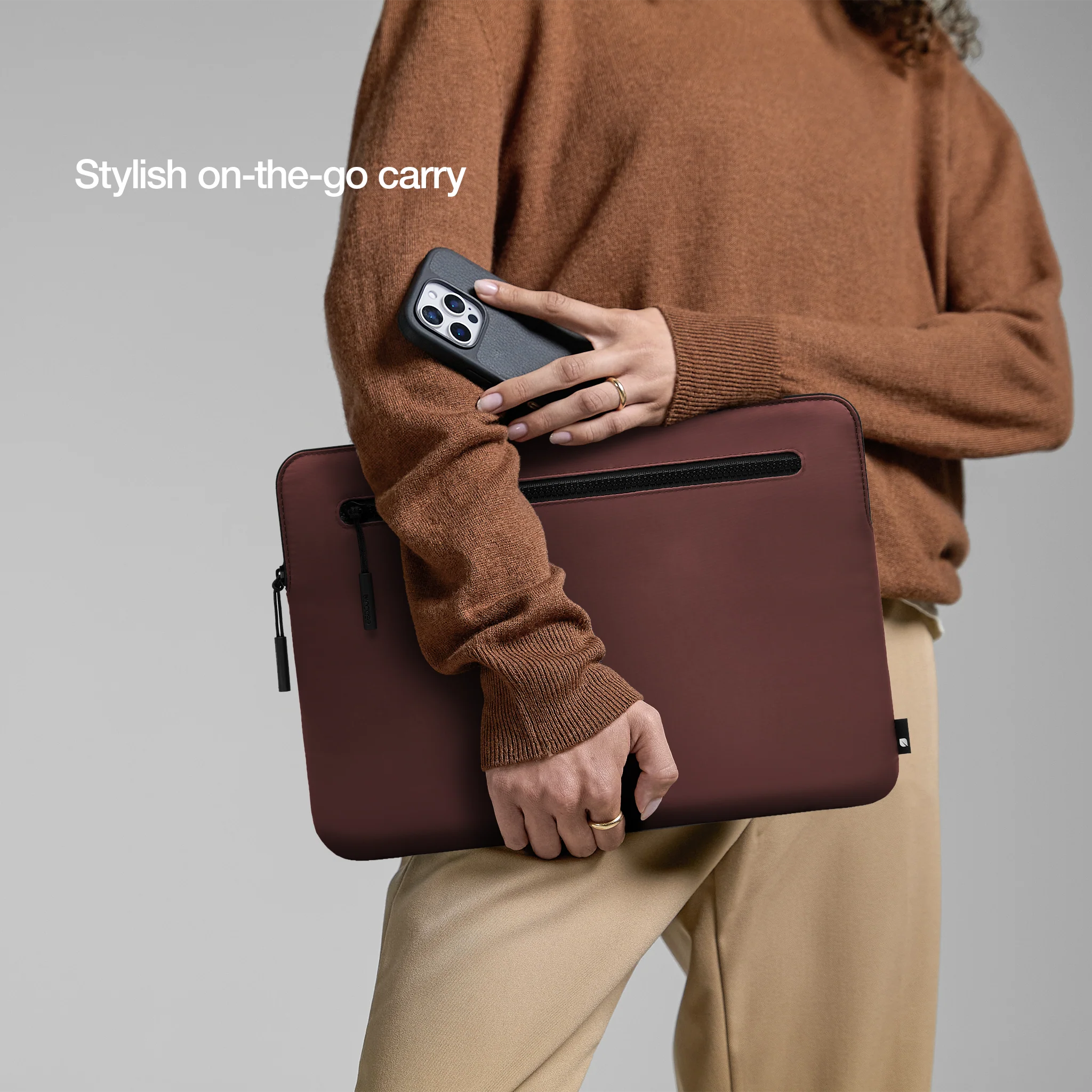 Incase Compact Sleeve for 13-inch Laptop - Image 82