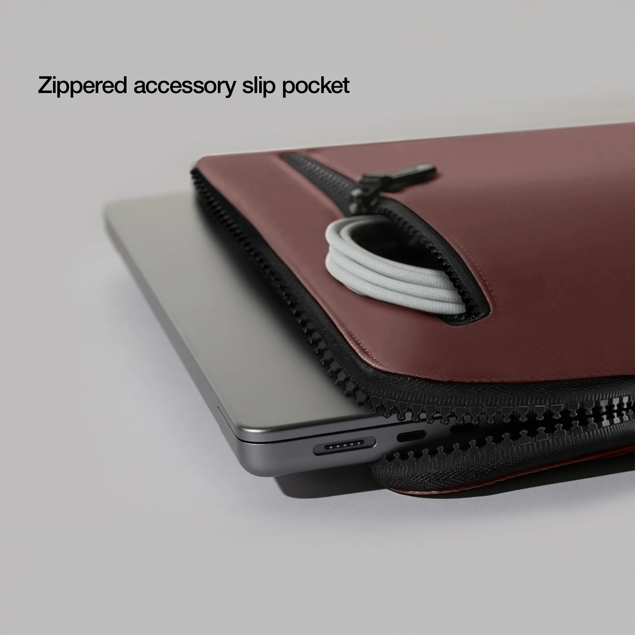 Incase Compact Sleeve for 13-inch Laptop - Image 83