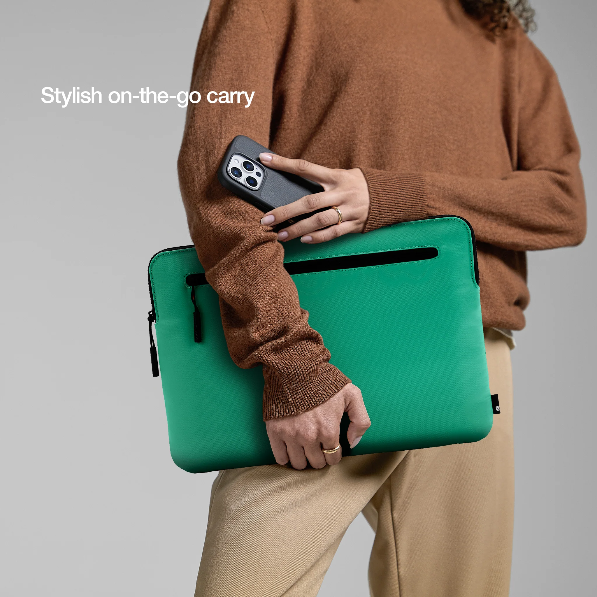 Incase Compact Sleeve for 13-inch Laptop - Image 96