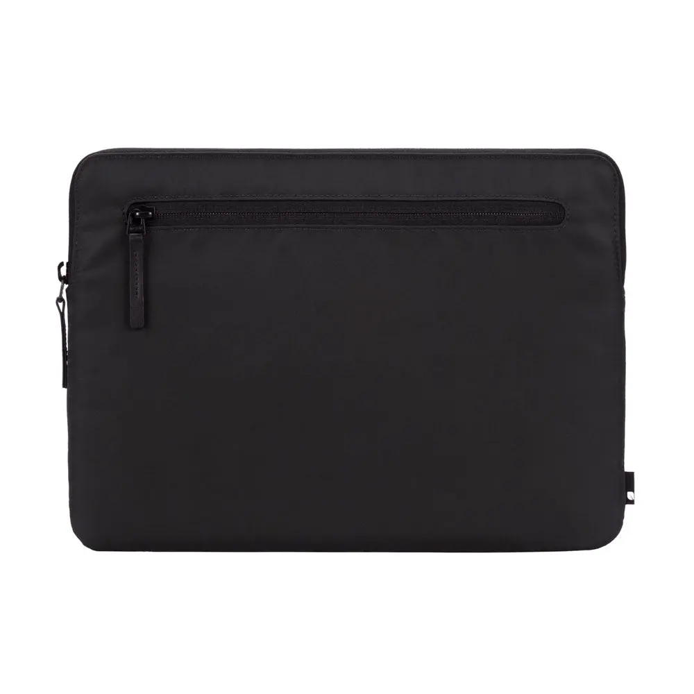 Incase Compact Sleeve for 16-inch Laptop - Image 11