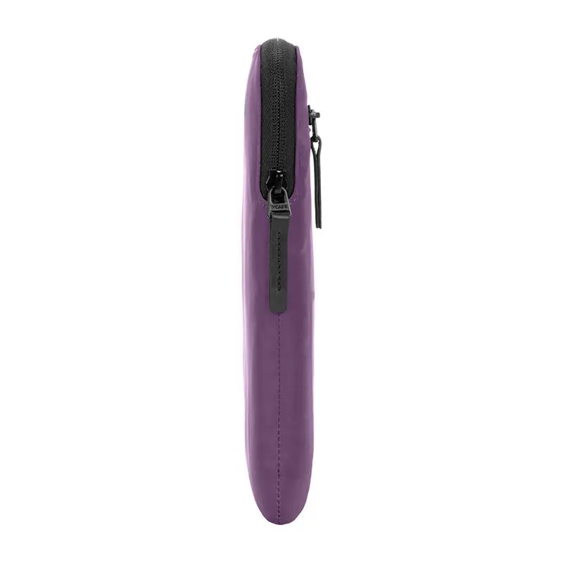 Incase Compact Sleeve for 16-inch Laptop - Image 26