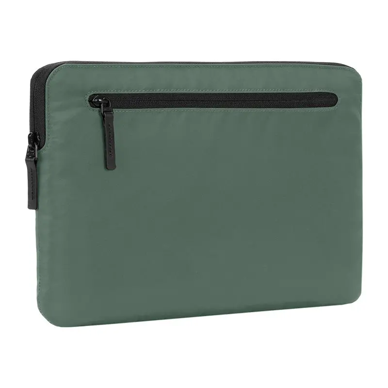 Incase Compact Sleeve for 16-inch Laptop - Image 4