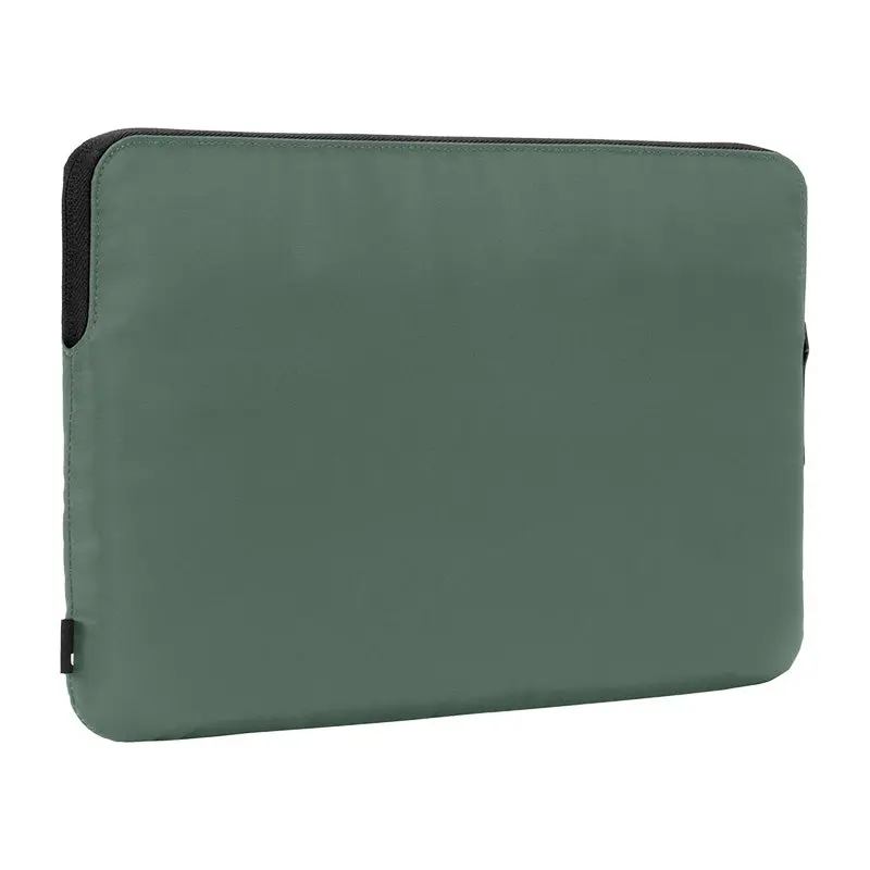 Incase Compact Sleeve for 16-inch Laptop - Image 7