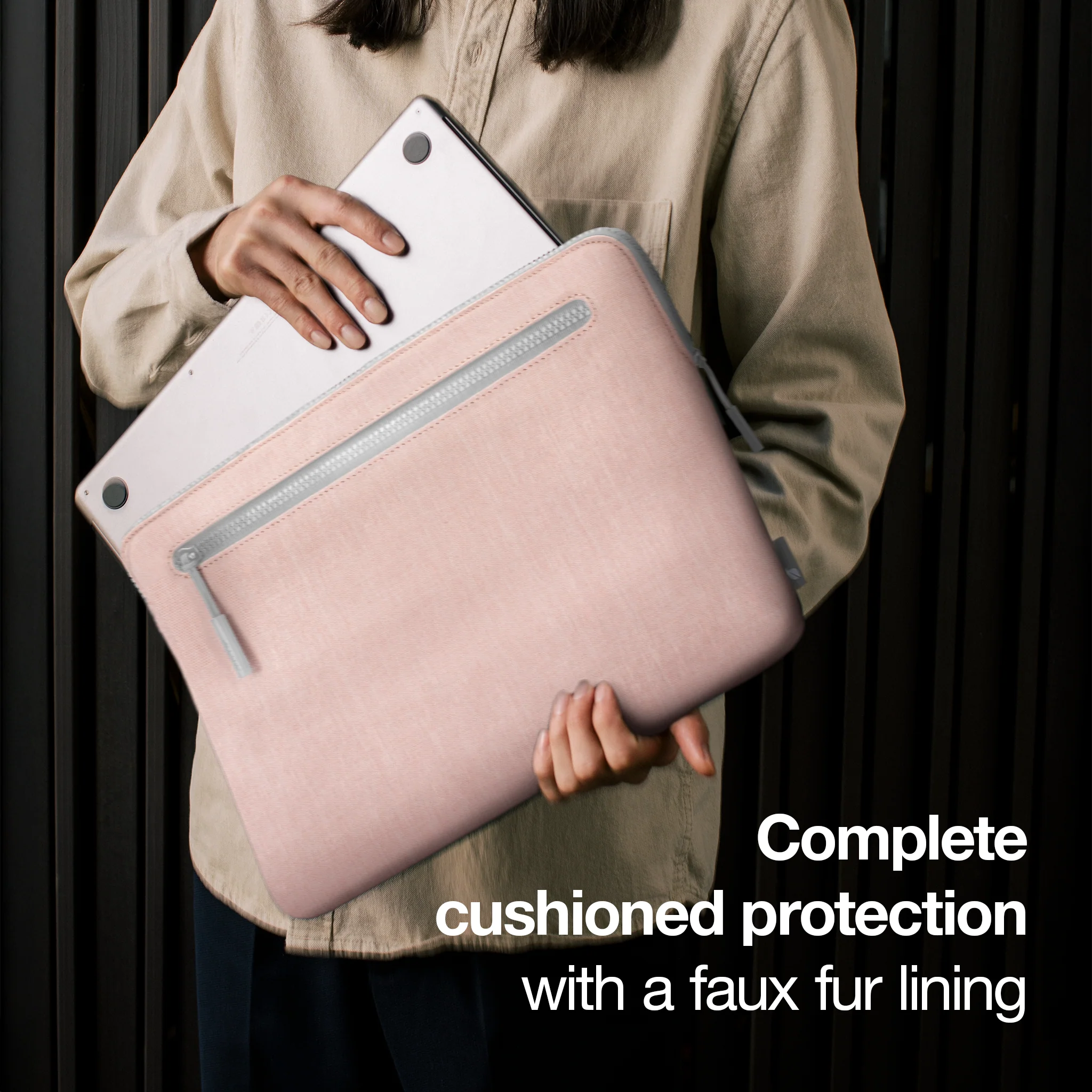 Incase Compact Sleeve 14-inch Laptop - Image 17