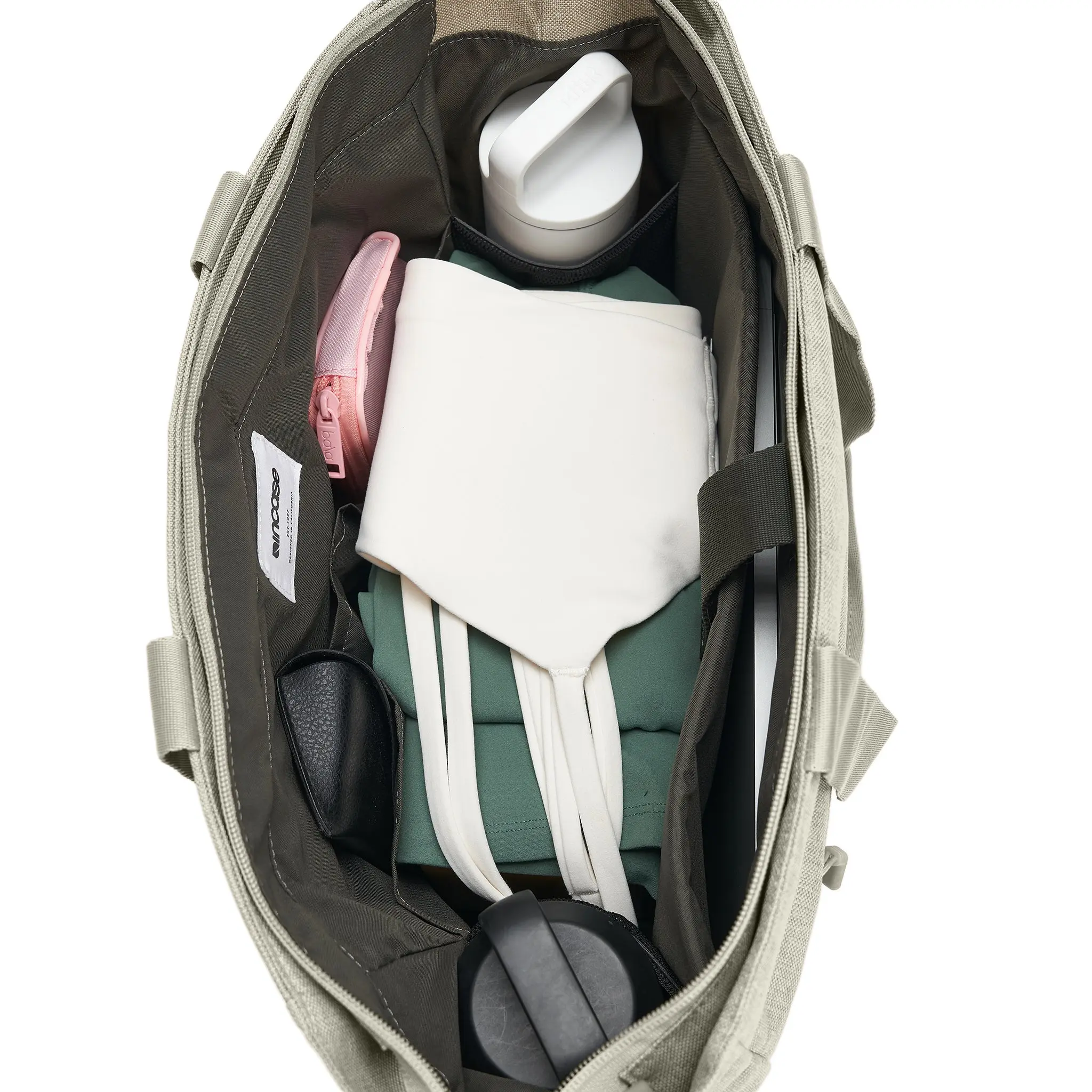 Incase Crosstown Tote with Woolenex - 25L - Image 17