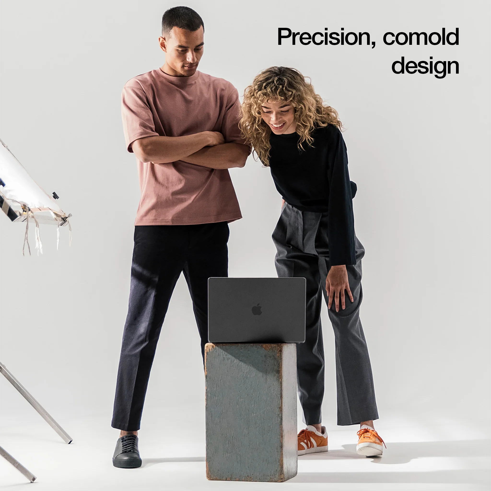 Incase Dots Hardshell with Makrolon® for MacBook Air 13" - Image 5