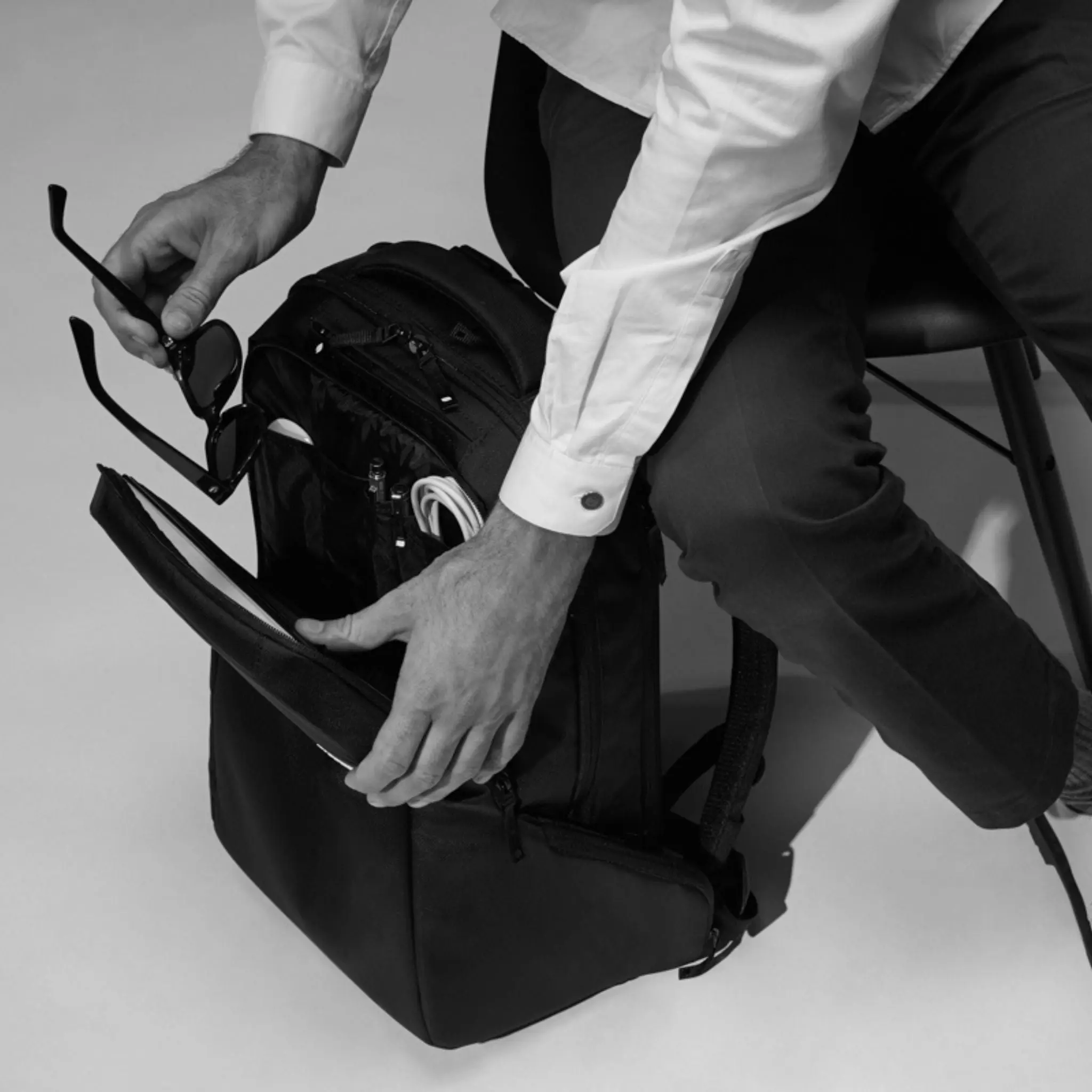 Incase ICON Backpack - 23L - Image 25