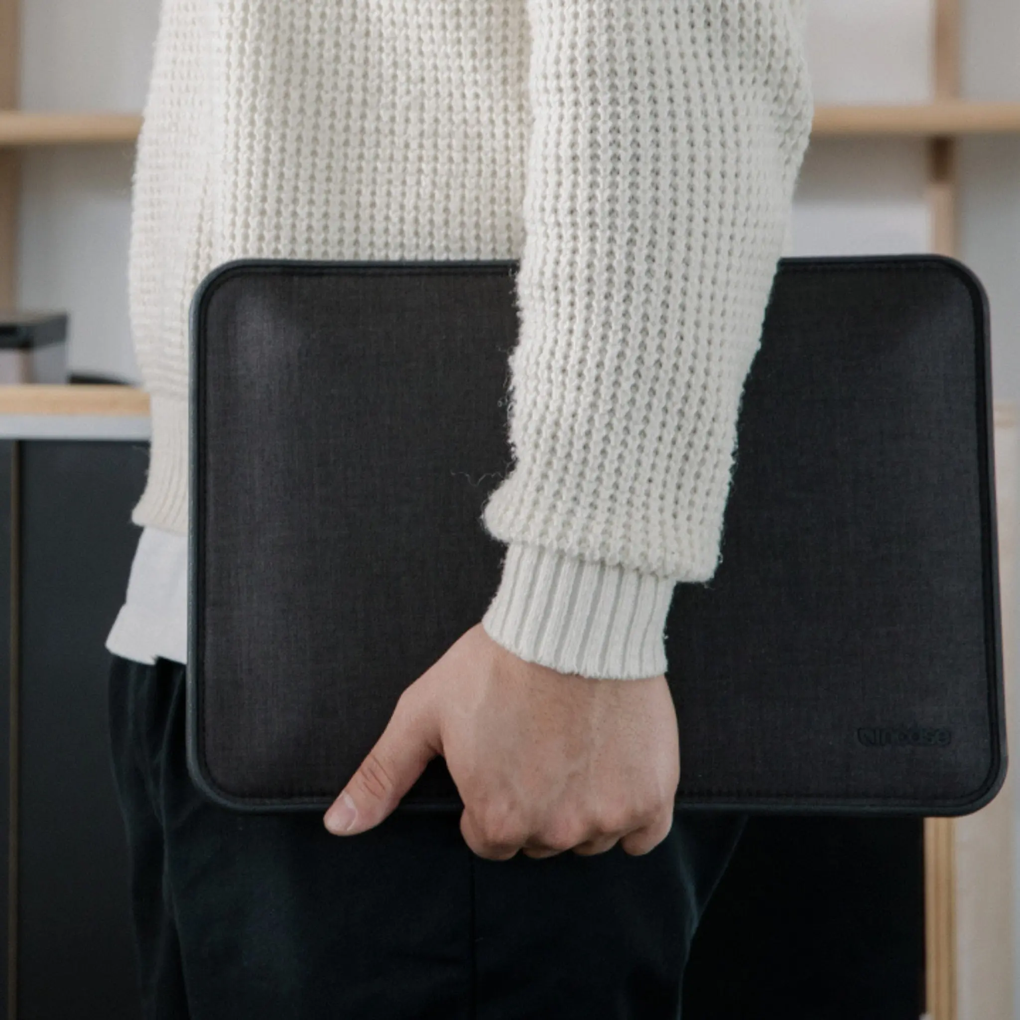 Incase ICON Sleeve for 13-inch MacBook Air & Pro - Image 5
