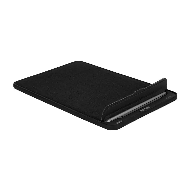 Incase ICON Sleeve 14-inch MacBook Pro - Image 18