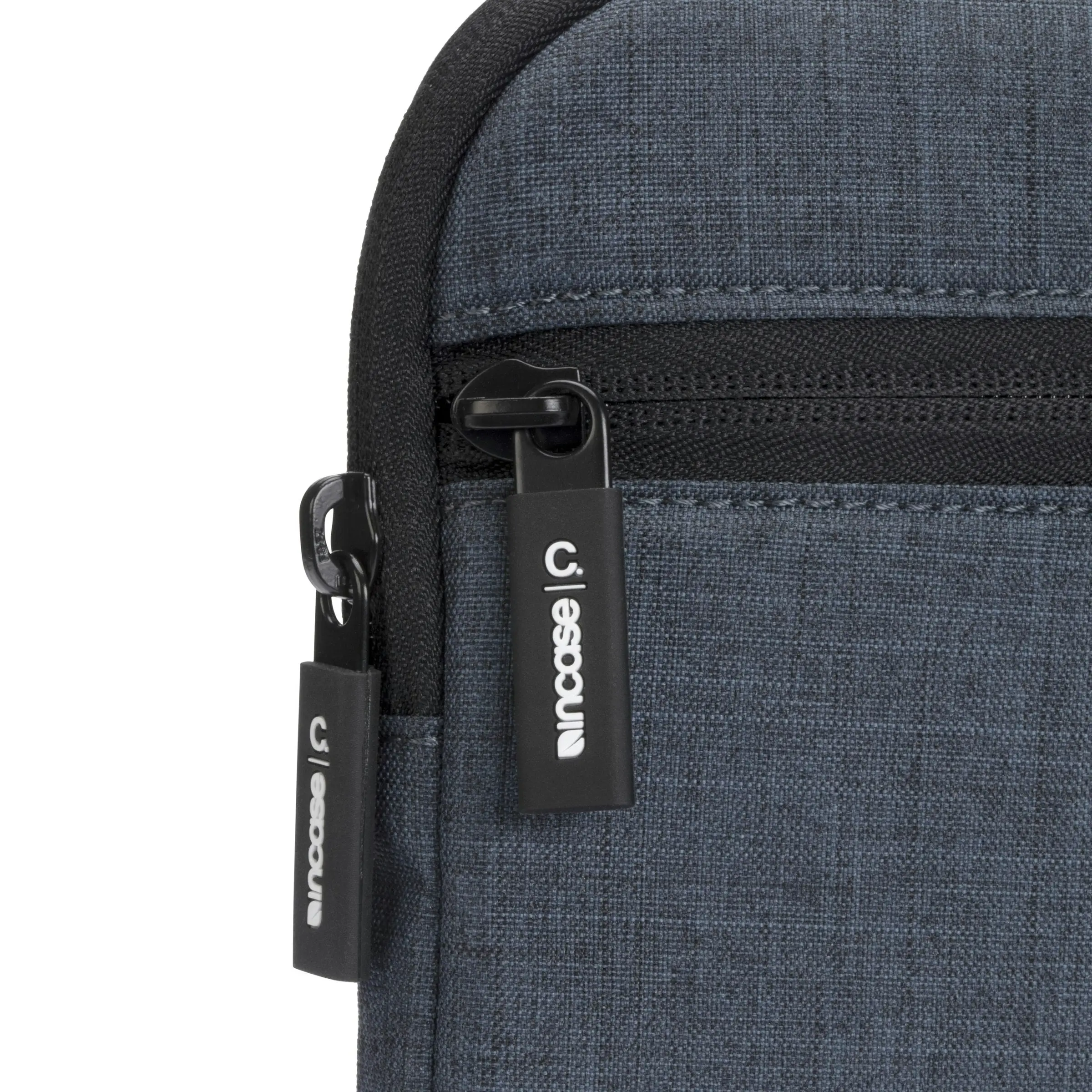 Carry Zip Brief for 13-inch Laptop - Image 15