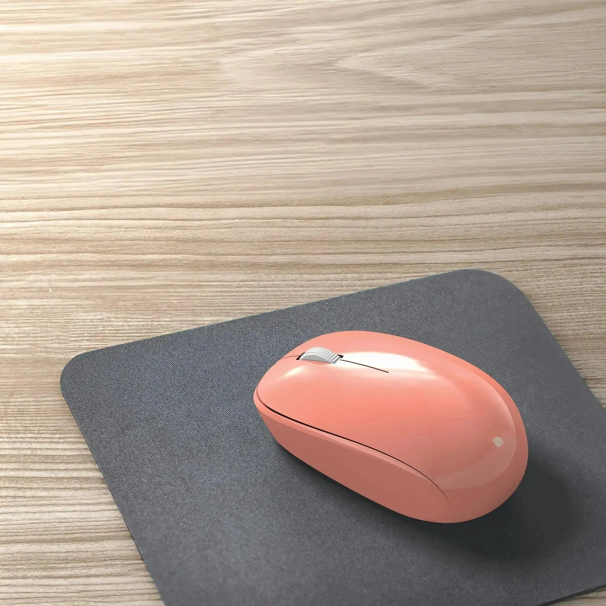 Incase Designed by Microsoft™ Bluetooth Mouse - Image 16