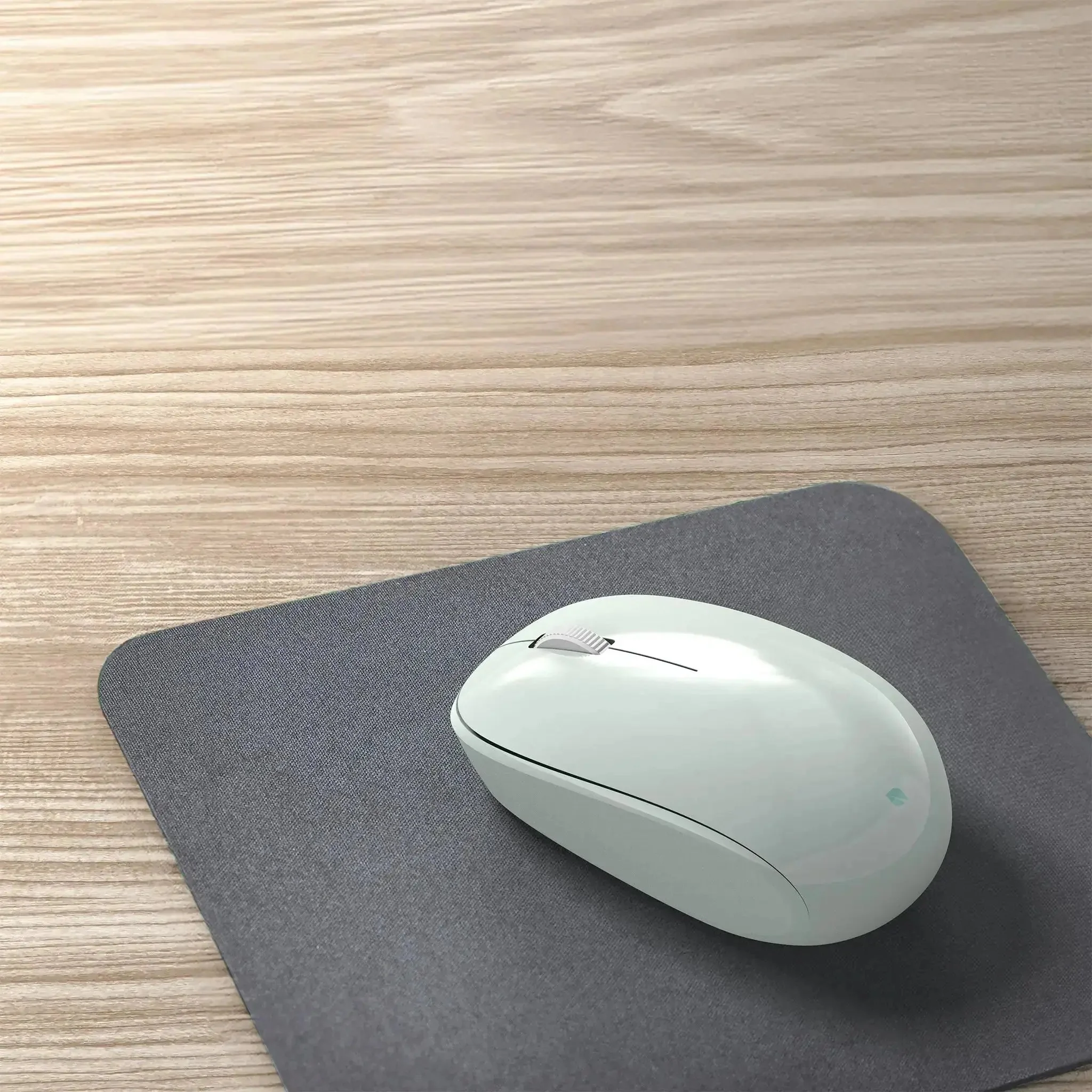 Incase Designed by Microsoft™ Bluetooth Mouse - Image 23