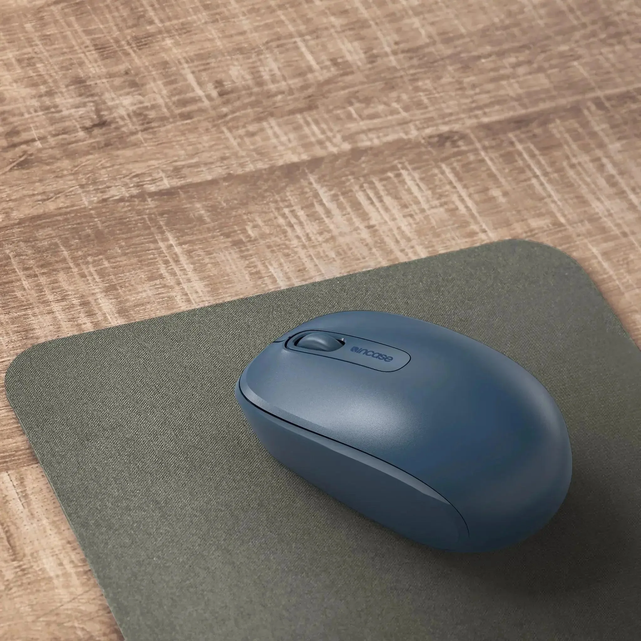 Incase Designed by Microsoft™ Wireless Mobile Mouse 1850 - Image 10