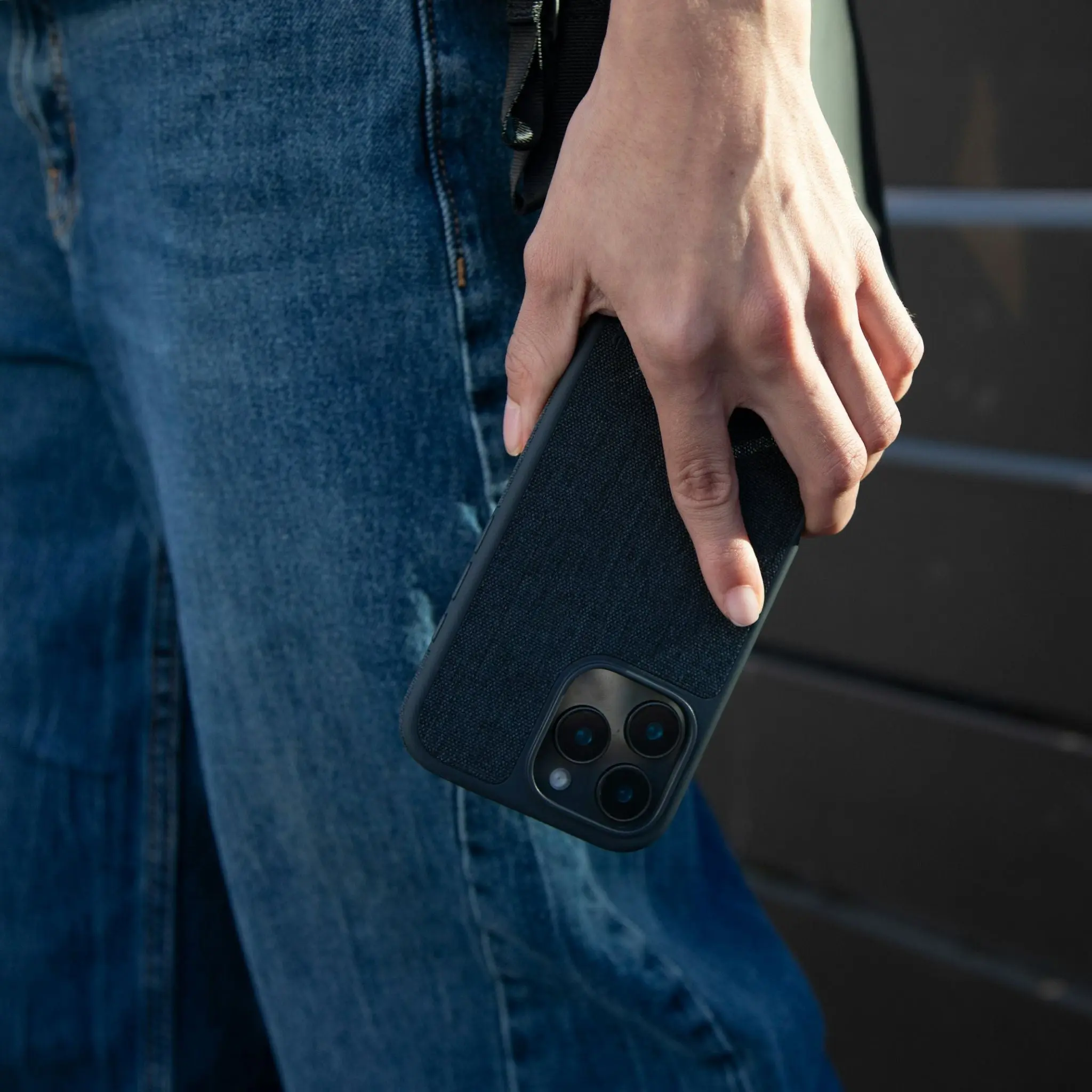 ICON Case with MagSafe for iPhone 16 - Image 34