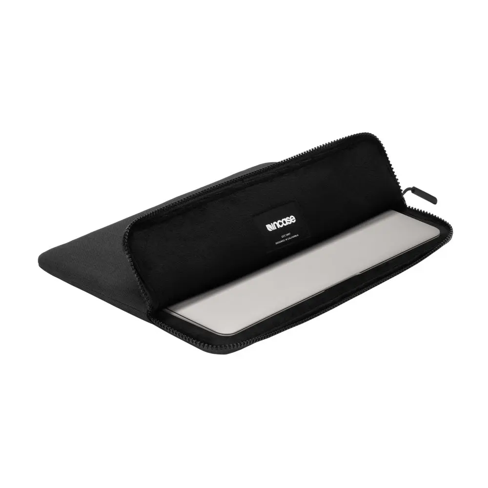 Incase Slim Sleeve for 13-inch Laptop - Image 11