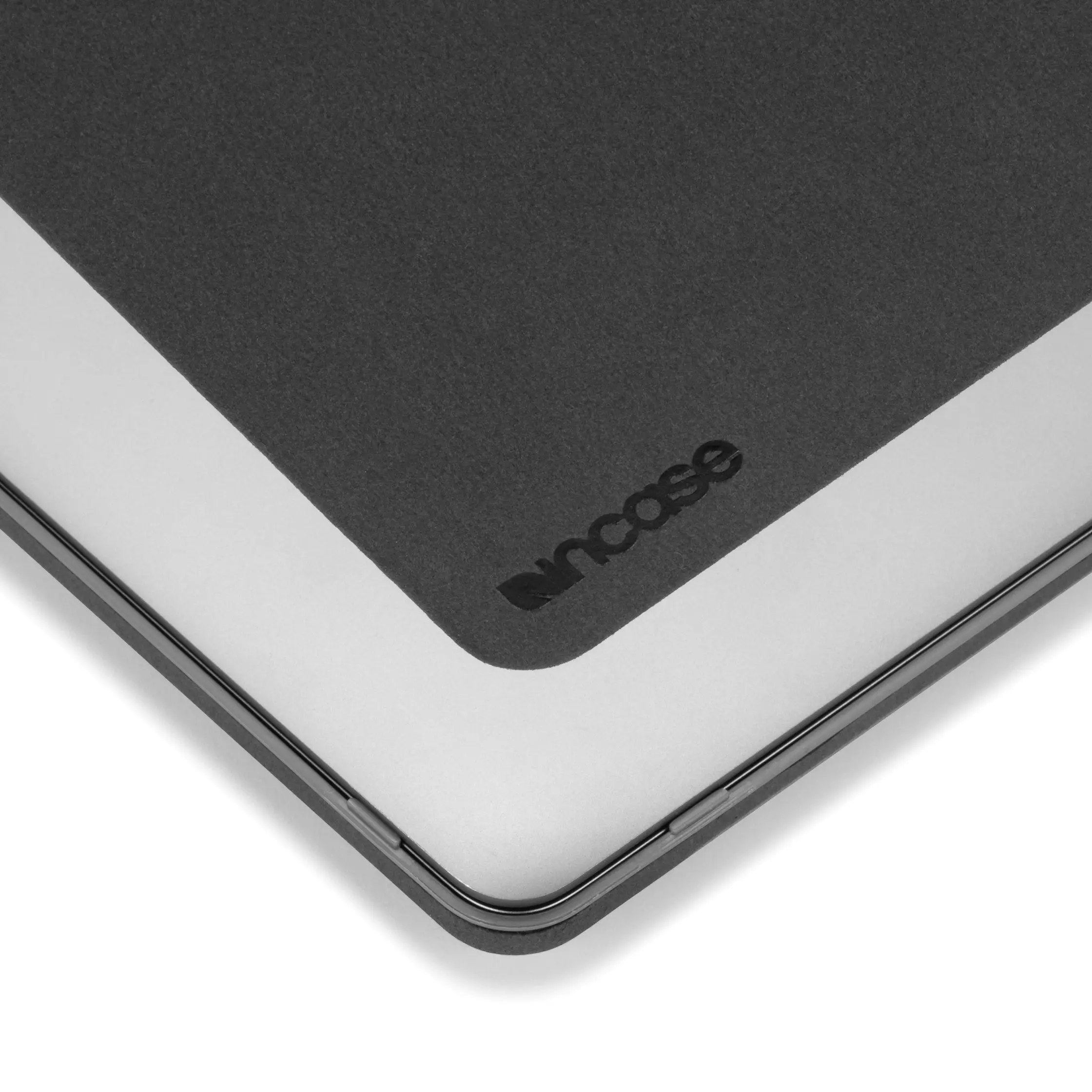 Incase Textured Hardshell with NanoSuede for MacBook Pro 13" - Image 10