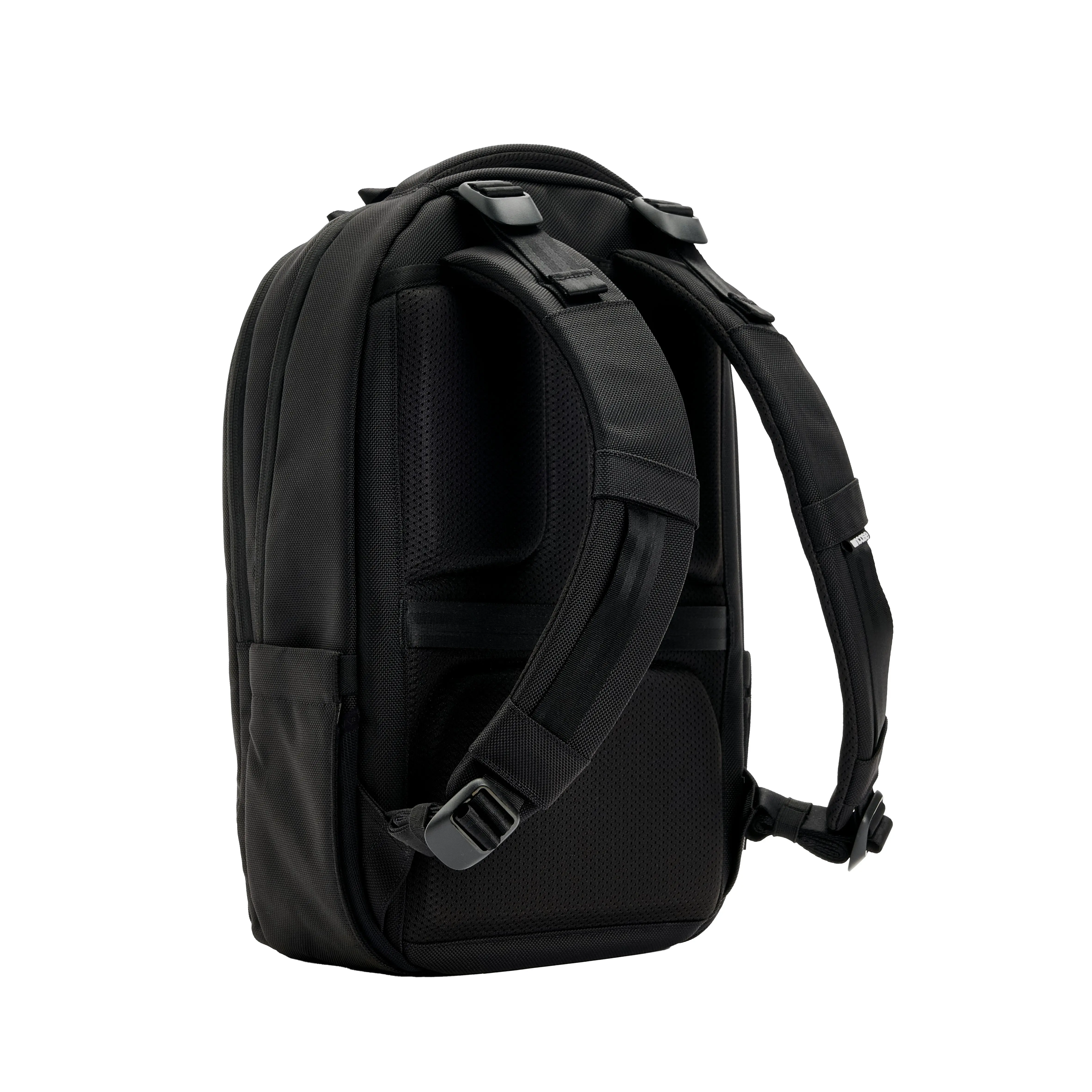 Incase Tracks Backpack - 18L - Image 6