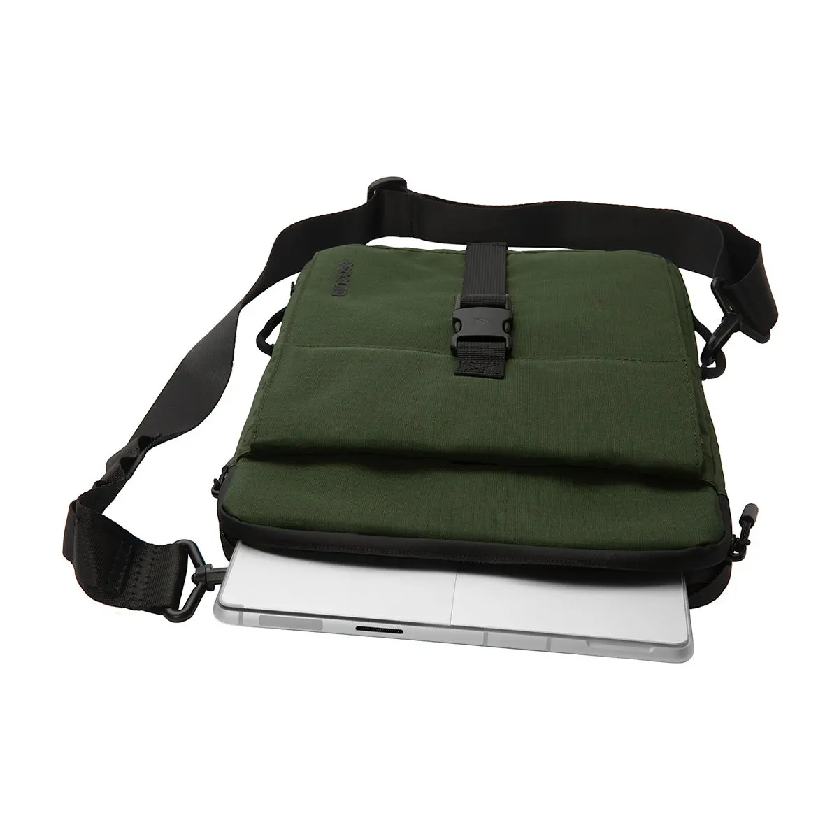 Incase Transfer Sleeve for 13-inch Laptop - Image 6